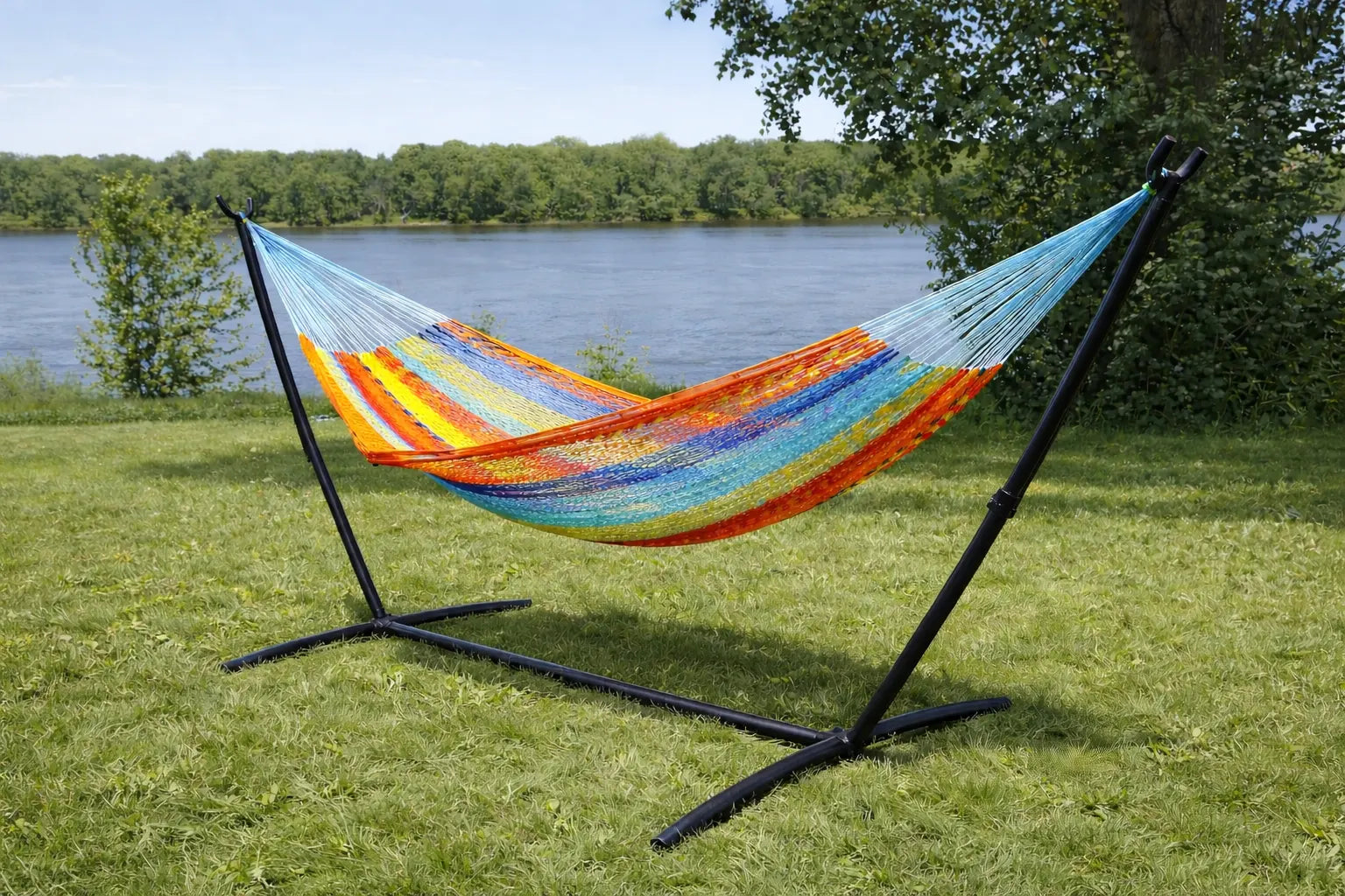 Hammock Universe Canada XL Thick Cord Mayan Hammock with Universal Stand