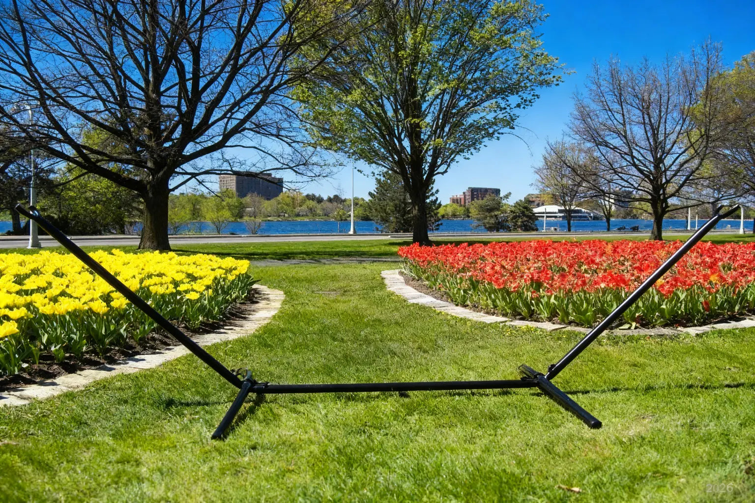 Hammock Universe Canada Universal Hammock Stand for Non Spreader Bar Hammocks black 738447505047 75121