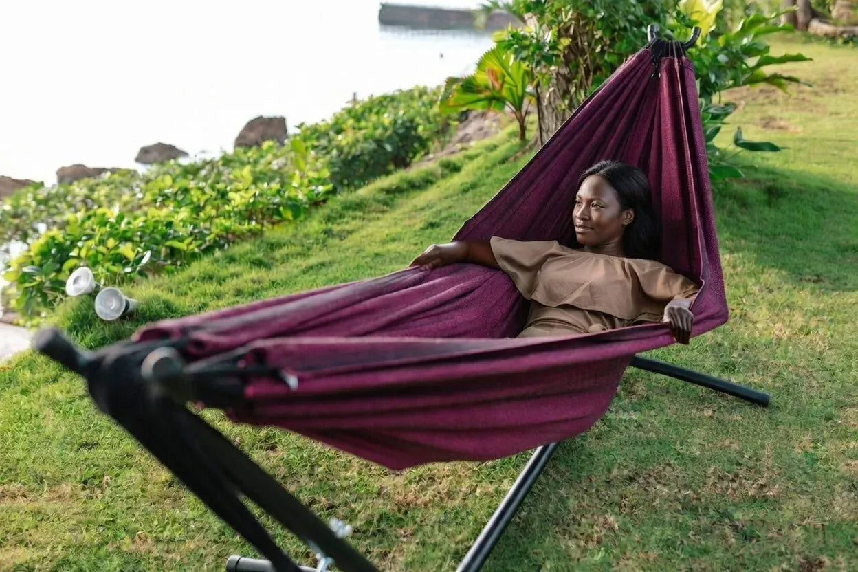 Hammock Universe Canada Premium Brazilian Style Double Hammock with Universal Stand 20188+75121