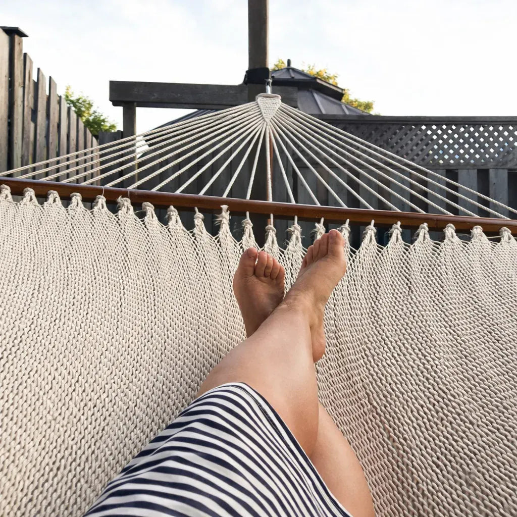 Hammock Universe Canada Polyester Rope Hammock - Soft-Woven Deluxe 50703-Cream+15TBSB-bundle