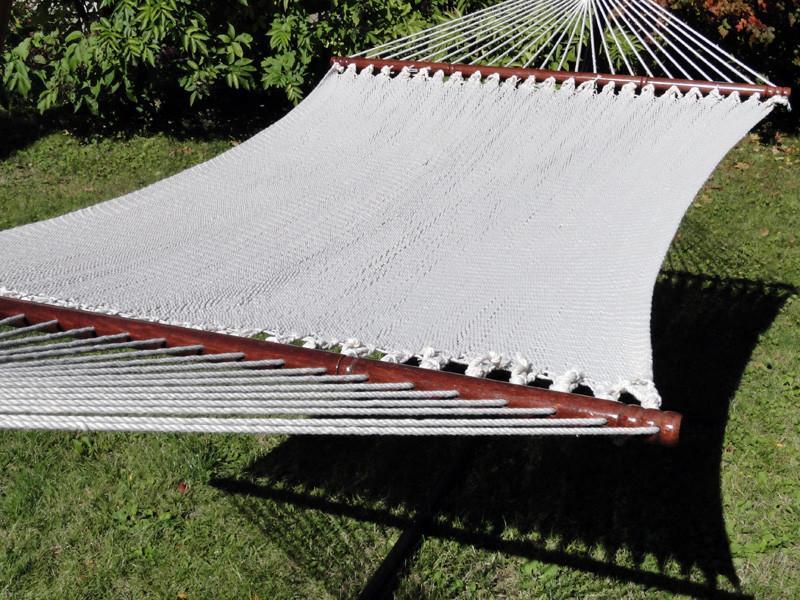 Hammock Universe Canada Deluxe Polyester Rope Hammock with 15ft 3-Beam Steel Hammock Stand cream / ca 50703-Cream+15TBSB-bundle