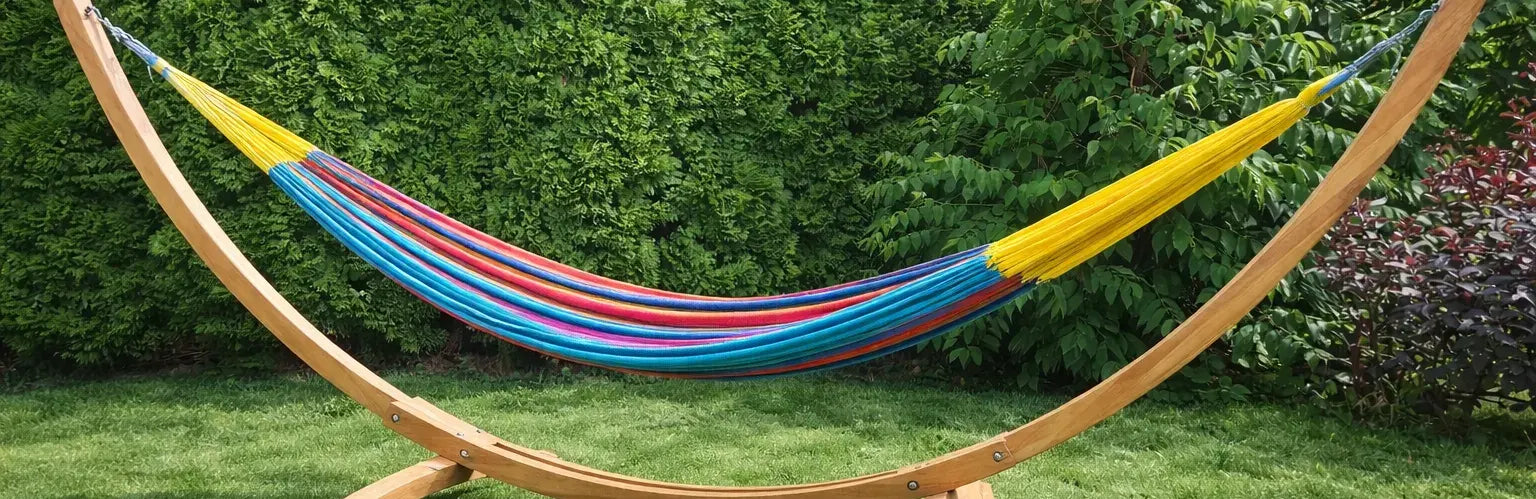 Traditional Rope Mesh Hammocks with Stands | Outdoor Hammock Sets ...