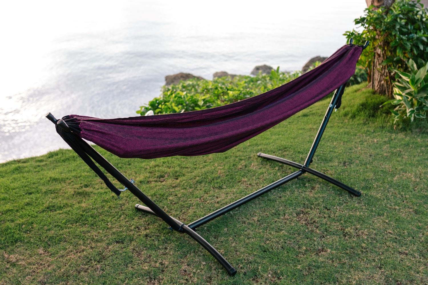 Hammock Universe Canada Premium Brazilian Style Double Hammock with Universal Stand