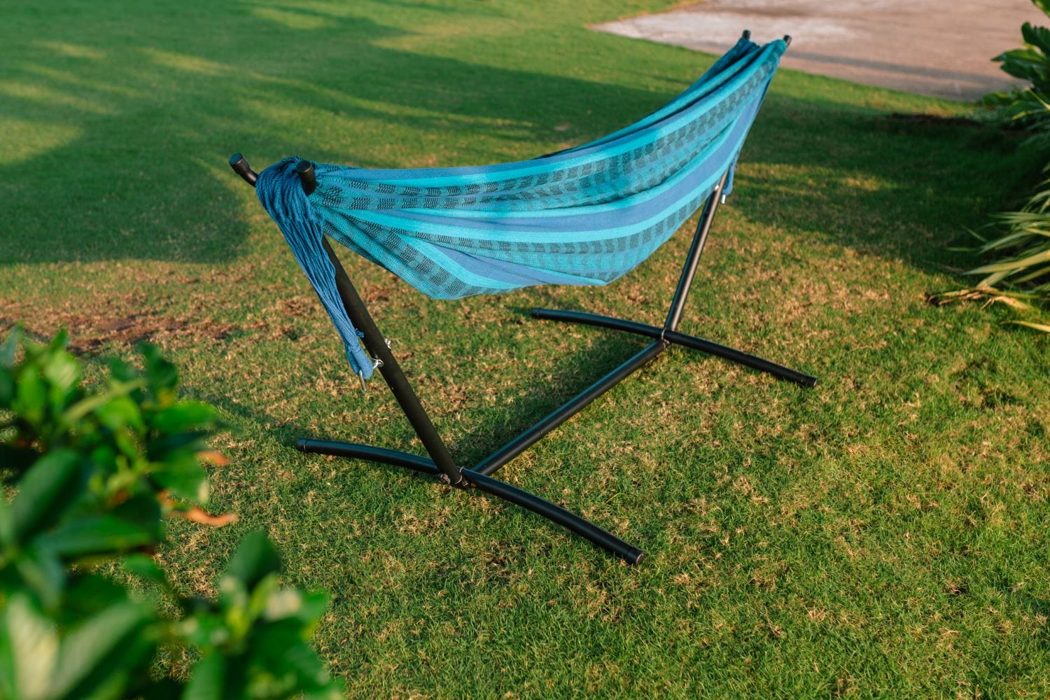 Hammock Universe Canada Premium Brazilian Style Double Hammock with Universal Stand