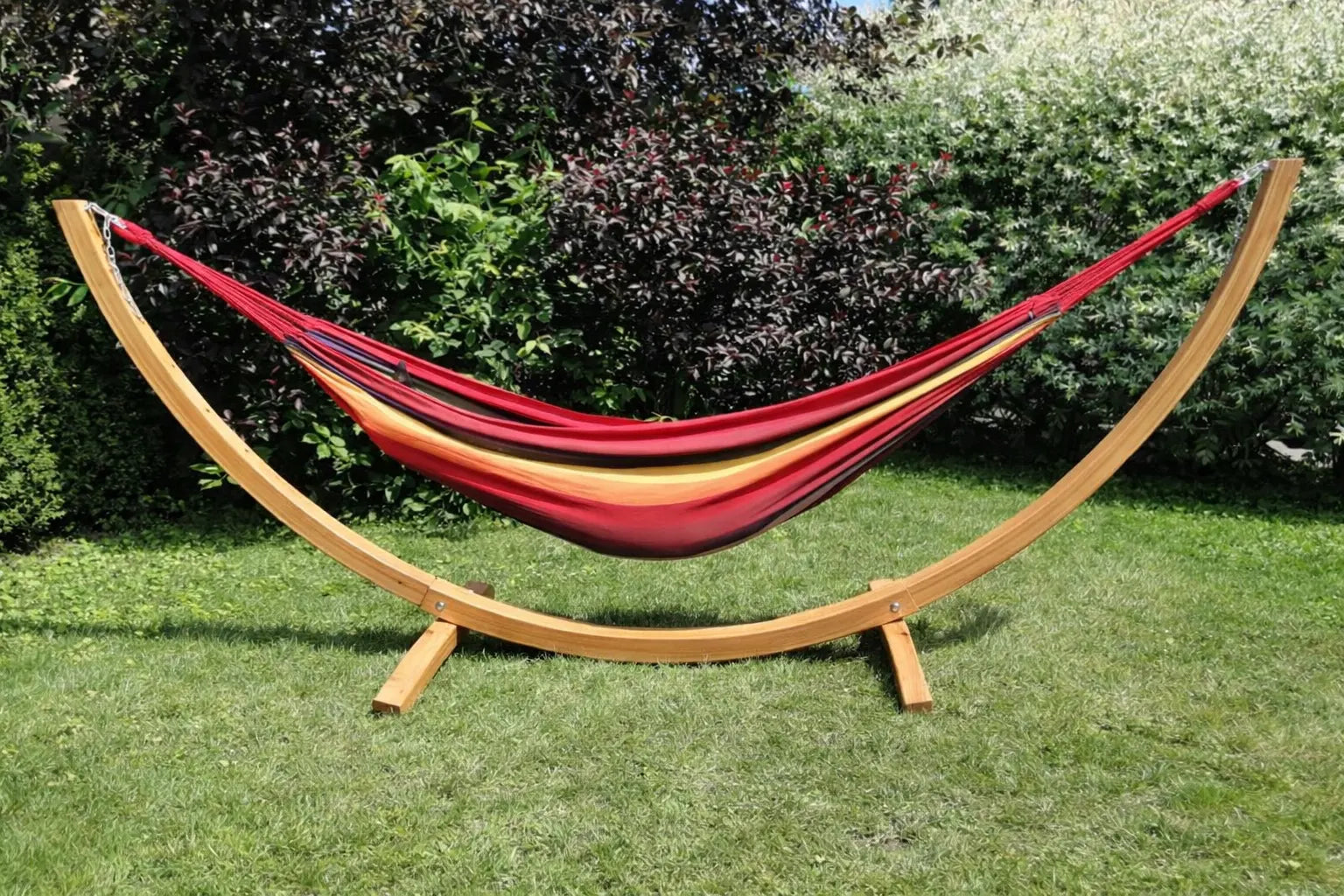 Hammock Universe Canada Premium Eucalyptus Wood Hammock Stand and Brazilian Deluxe Double Hammock tropical 642135812150 E-HS+20136
