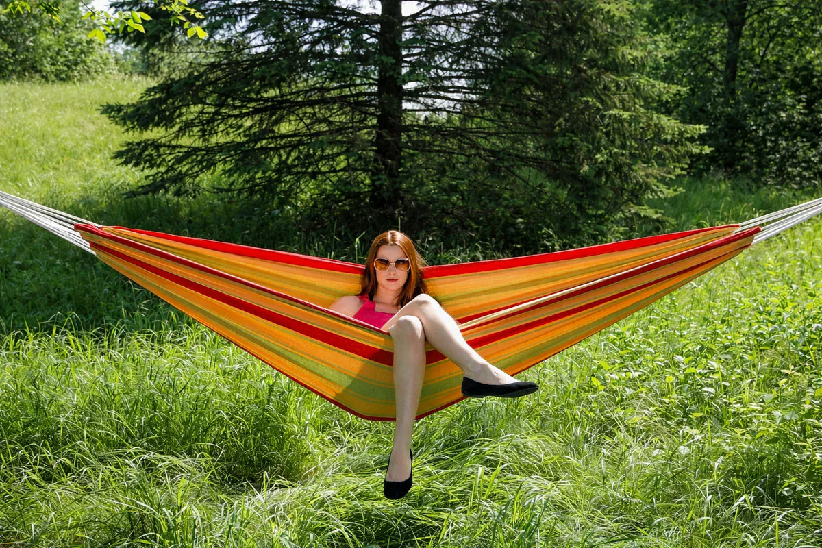 Hammock Universe Canada Deluxe Brazilian Style Double Hammock