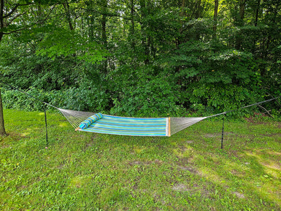 Hammock Universe Canada Deluxe Quilted Hammock with 3-Beam Stand