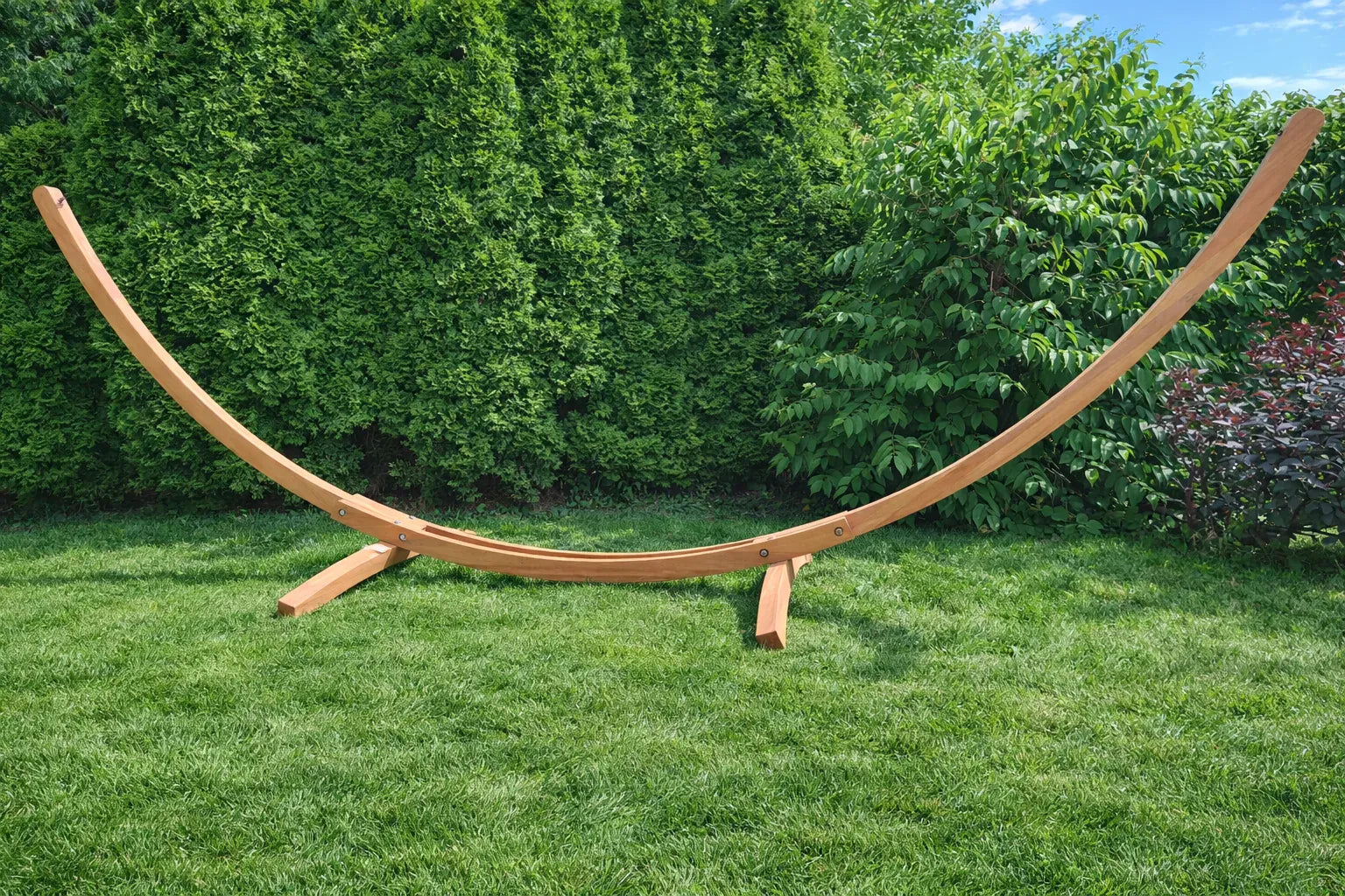 Hammock Universe Canada Premium Eucalyptus Wood Hammock Stand – Durable Outdoor Frame 642135811924 E-HS