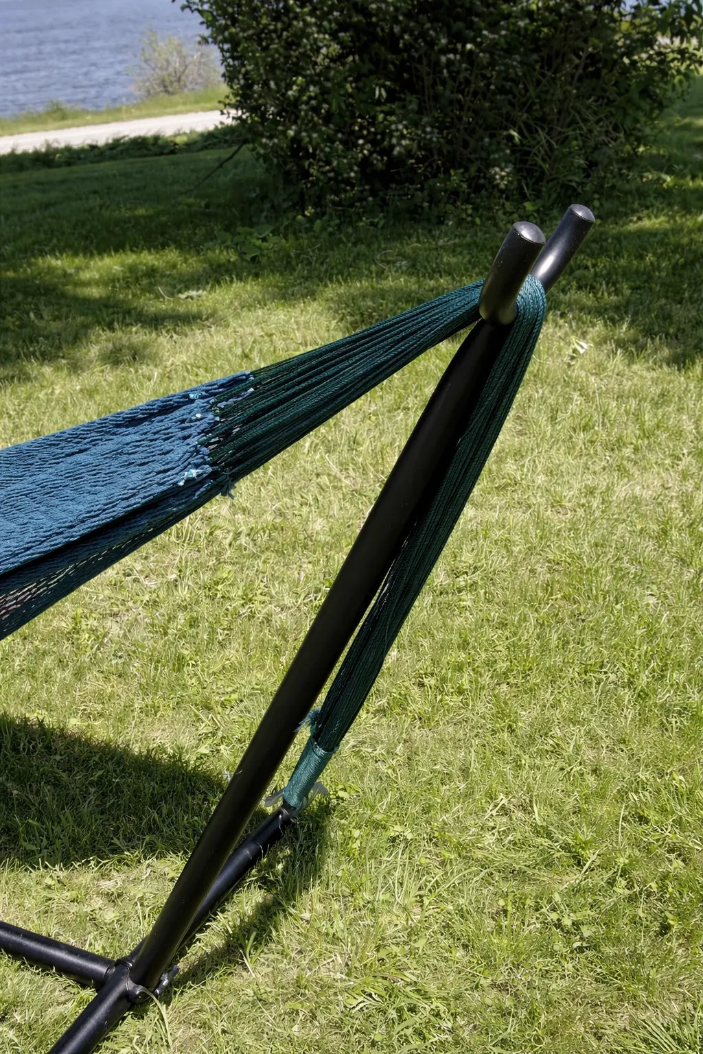 Hammock Universe Canada XL Thick Cord Mayan Hammock with Universal Stand