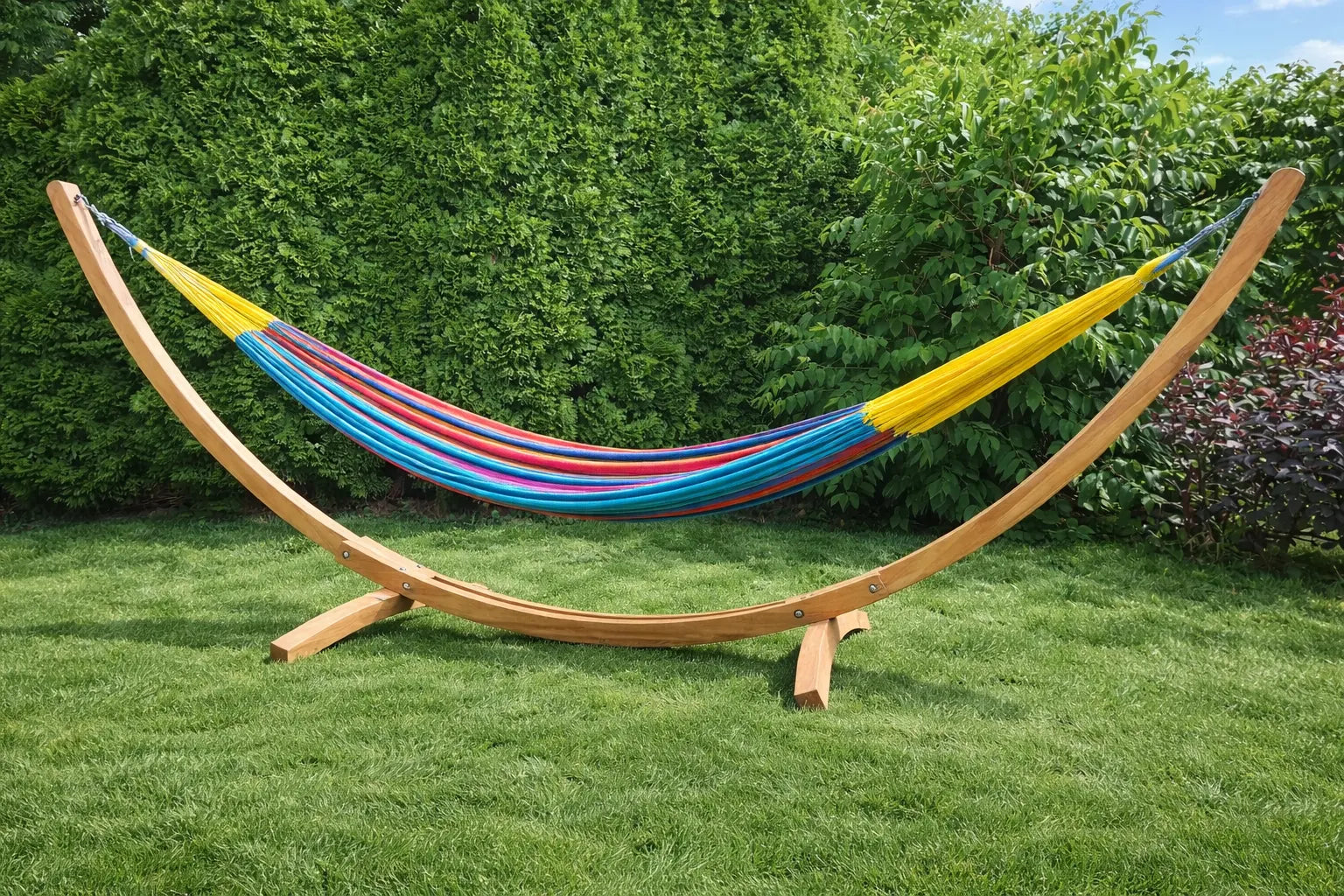 Hammock Universe Canada Premium Eucalyptus Wood Hammock Stand and XL Mayan Hammock hot-colors 642135812082 E-HS+#24-MHXLTC-H