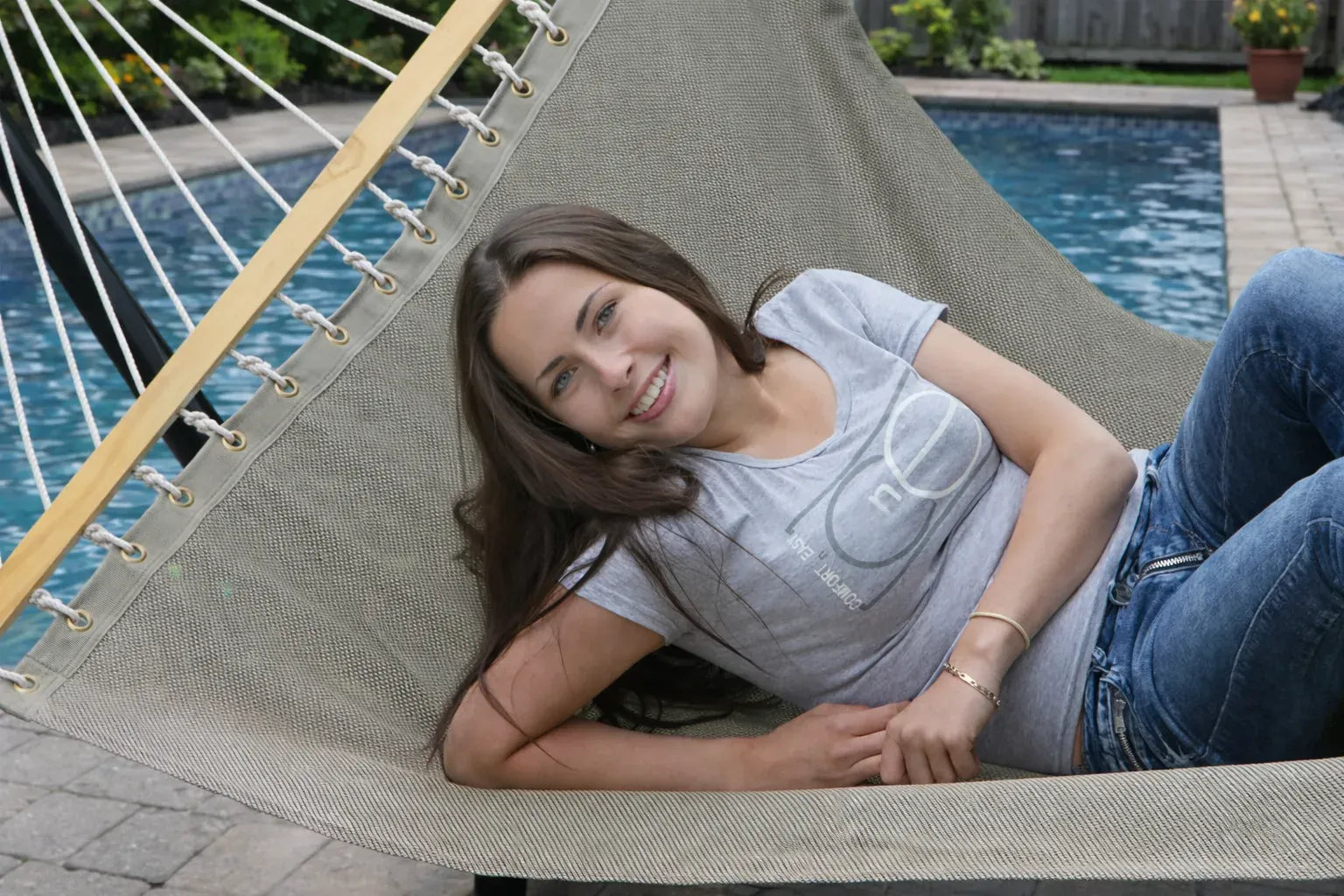 Hammock Universe Canada Poolside | Lake Hammock with 3-Beam Stand sawgrass 738447505207 51323+15TBSB