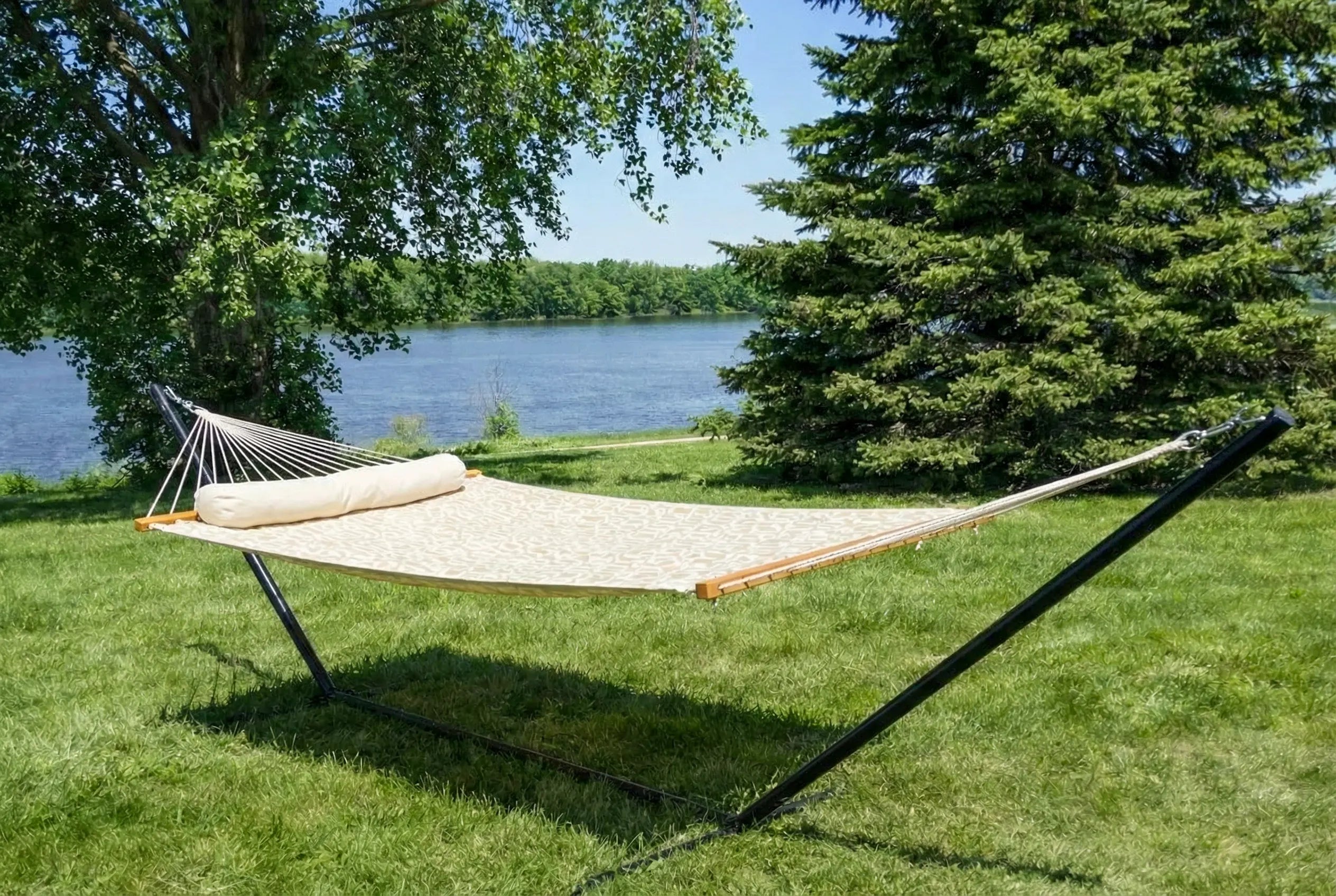 Hammock with a stand on grass near a lake QHD-COUNTRY+15TBSB
