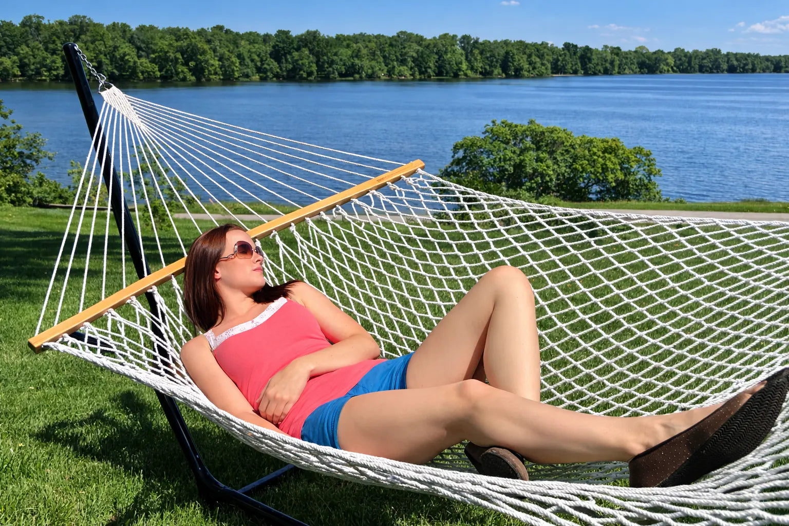 Hammock Universe Canada Cotton Rope Hammock with 3-Beam Stand 799475615696 50501-PWT+15TBSB