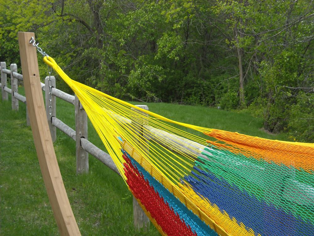 Hammock Universe Canada XL Thick Cord Mayan Hammock with Bamboo Stand hot-colors / ca 738447505283 #24-MHXLTC-H+BHS-C