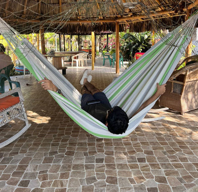 Hammock Universe Canada Premium Brazilian Style Double Hammock