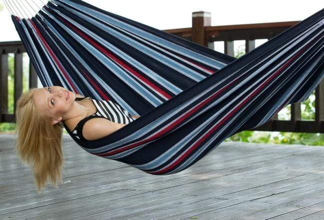 Hammock Universe Canada Deluxe Brazilian Style Double Hammock