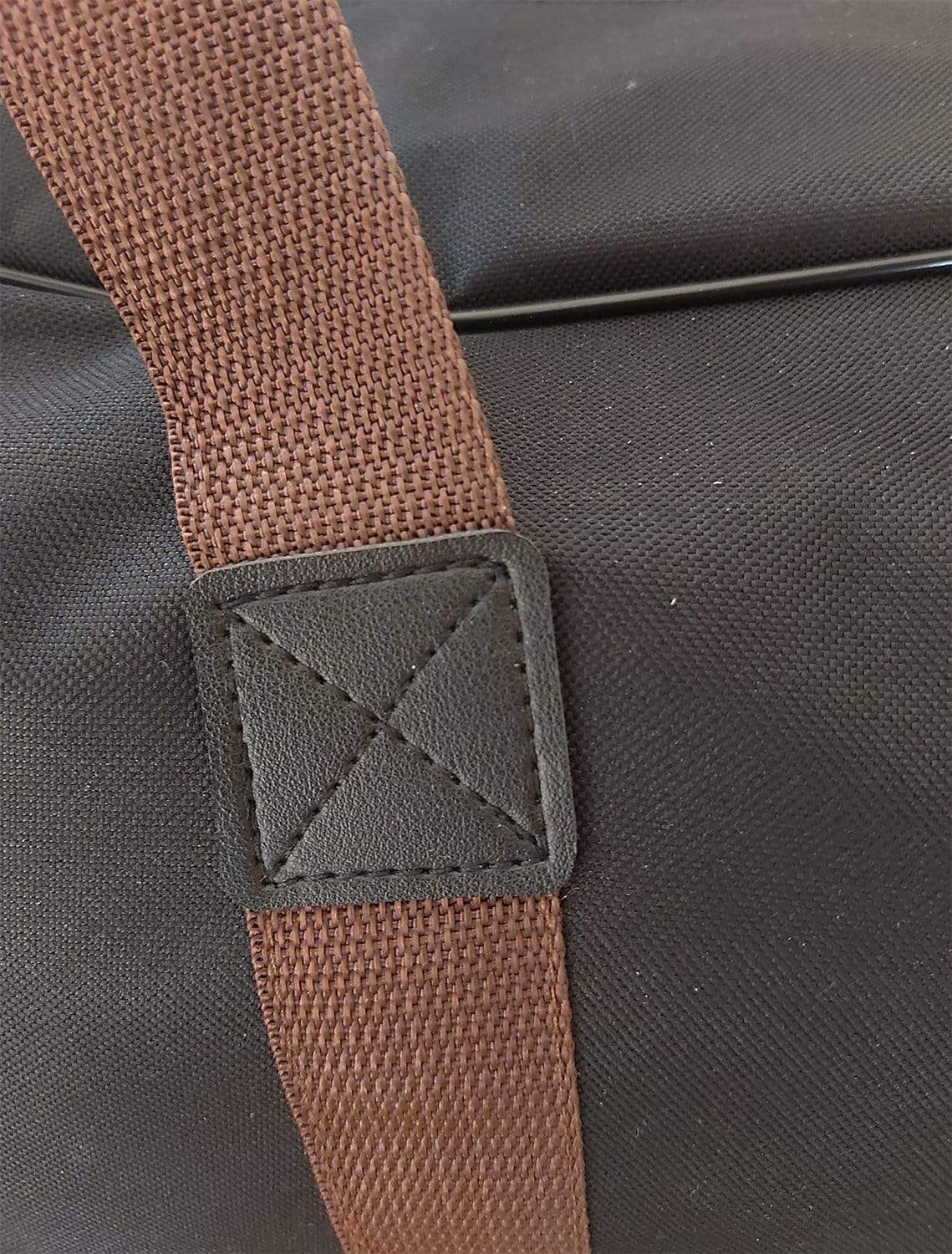 Hammock Universe Canada Single Layer Polyester Double Hammock with Matching Pillow - Quick Dry and 3-Beam Stand