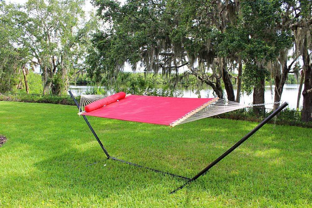 Hammock Universe Canada Olefin Double Quilted Hammock with Matching Pillow with 3-Beam Stand red / ca 738447505610 QDOLE-RED+15TBSB