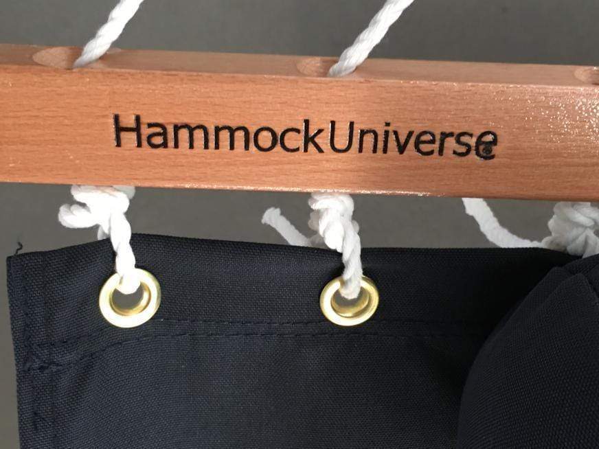 Hammock Universe Canada Olefin Double Hammock with Matching Pillow - Quick Dry and Bamboo Stand