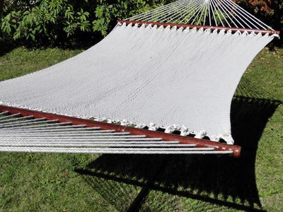 Hammock Universe Canada Polyester Rope Hammock - Soft-Woven Deluxe