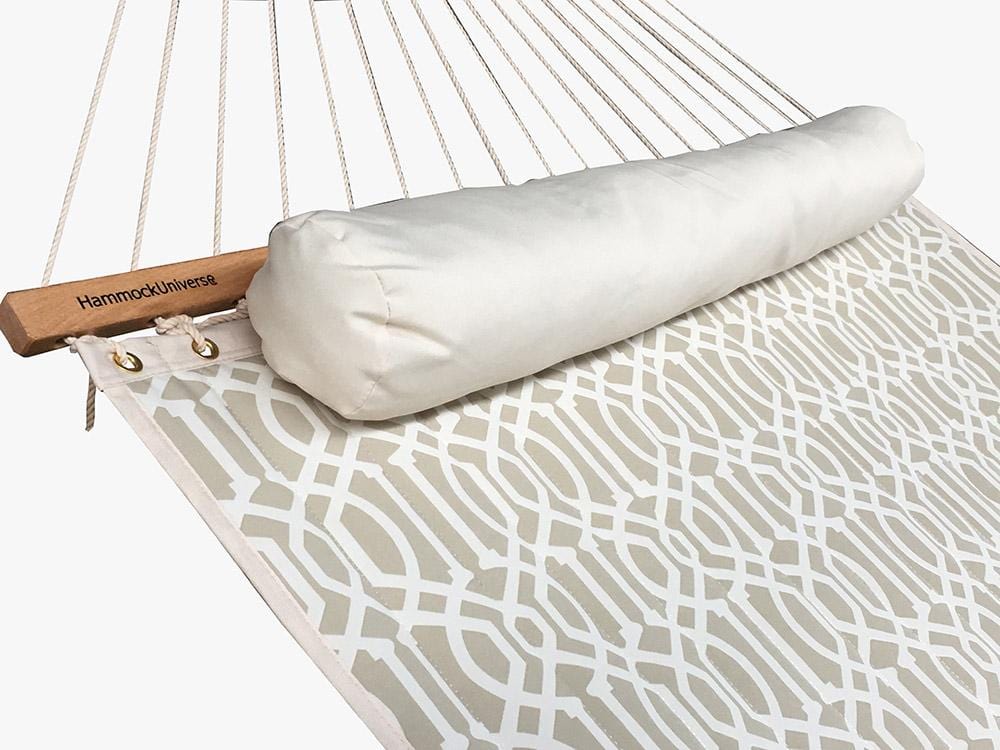 Deluxe Quilted Hammock with Wicker Stand - Hammock Universe Canada