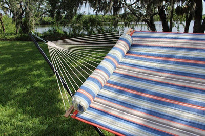 Hammock Universe Canada Deluxe Quilted Hammock with Bamboo Stand