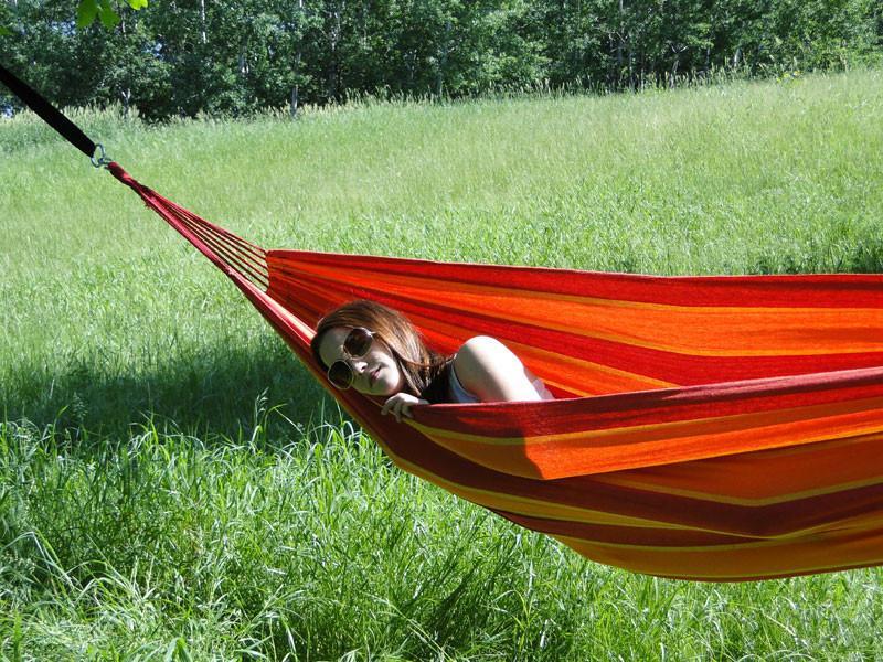 Hammock Universe Canada Deluxe Brazilian Style Double Hammock