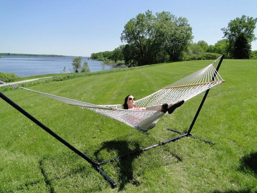 Hammock Universe Canada Cotton Rope Hammock with 3-Beam Stand