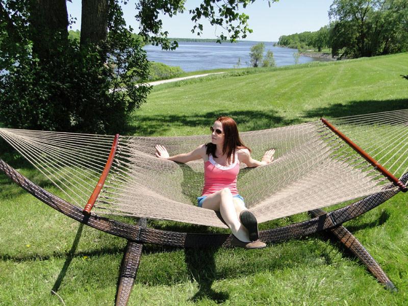 Deluxe Polyester Rope Hammock with Wicker Stand - Hammock Universe Canada